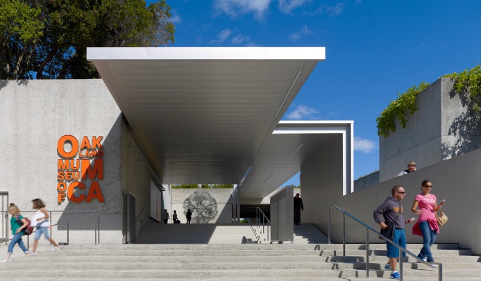 MDC – Mark Cavagnero: Simple Volumes, Unapologetic Forms