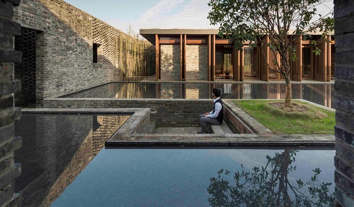 MDC –  Lyndon Neri & Rossana Hu: Obsessions and Disappearing Villages